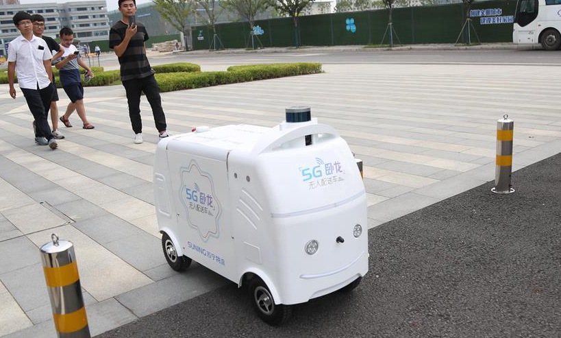 5G-assisted unmanned delivery car supports smart retail in eastern Chinese city