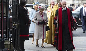 British Queen attends service marking 750th anniv. of rebuilding of Westminster Abbey