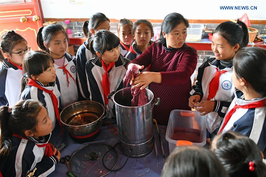 Experiencing programs provided to promote traditional Chinese culture in China's Shandong