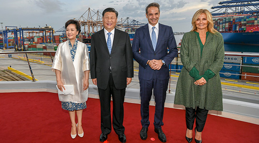 Xi, Greek PM visit Piraeus Port, hail BRI cooperation
