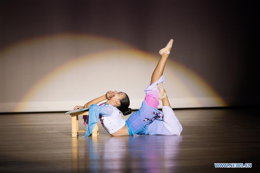 Gala of traditional Chinese folk dance held in Dallas