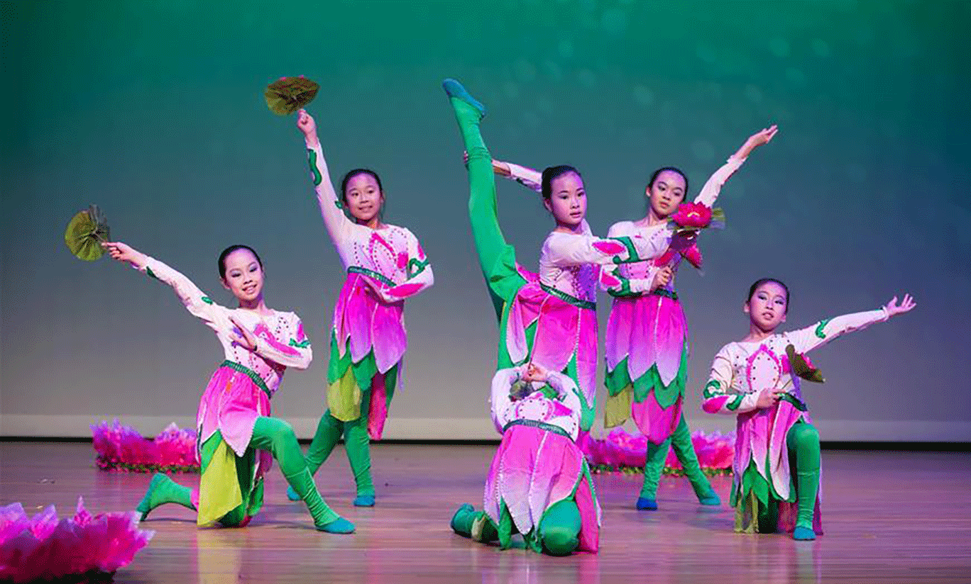 Gala of traditional Chinese folk dance held in Dallas