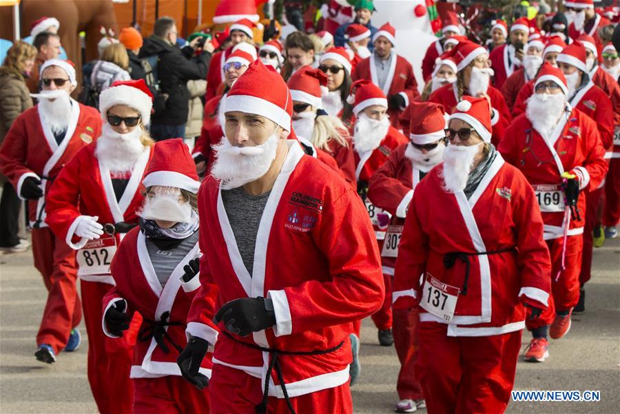 2019 Santa 5K Run held in Ontario, Canada