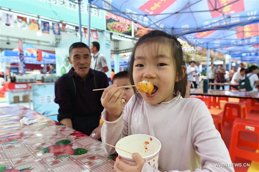 Tropical Island (Sanya) Int'l Tourism Food Festival held in Hainan