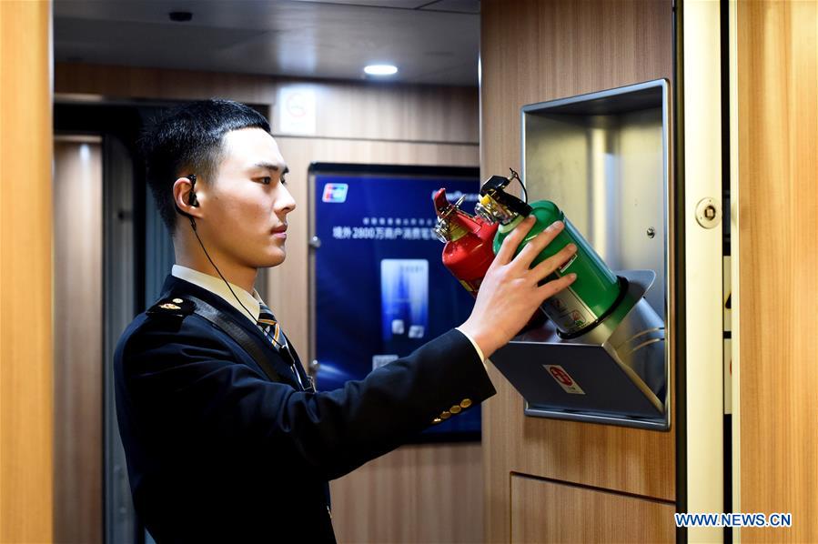 Young train crew employees make debut during Spring Festival travel rush