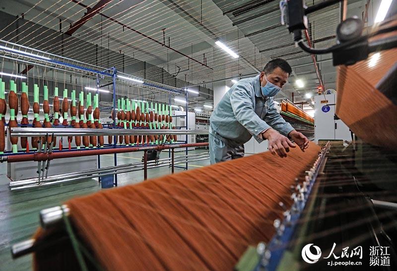 Ningbo enterprise engaged in epidemic prevention resumes production