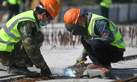 Construction industry resumes in Zhejiang