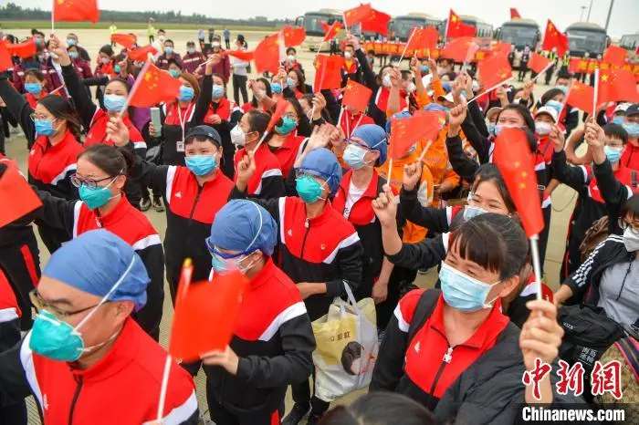 Over 3,000 medical workers bid farewell to Wuhan as epidemic brought under control