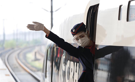 First outbound train leaving Hubei from Wuhan reopens service
