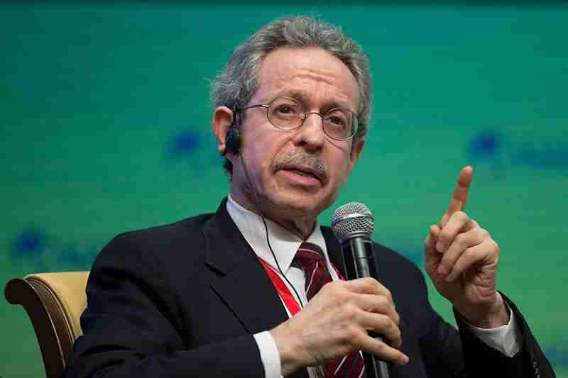 Concerns over reelection among reasons for U.S. tardy handling of COVID-19, says U.S. scholar