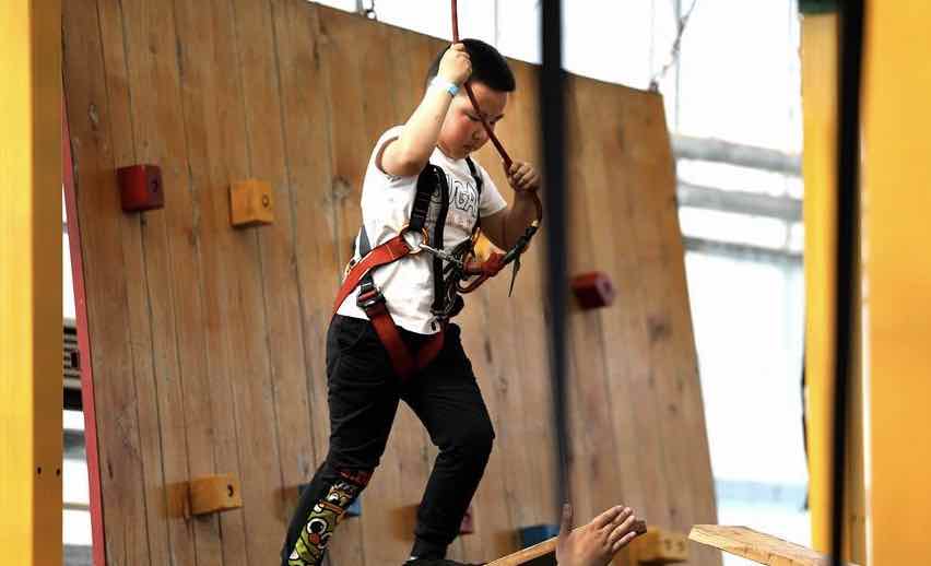 People have fun at resort during Labor Day holiday