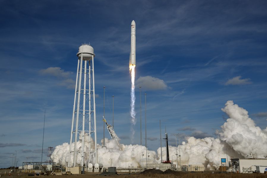 NASA names companies to develop human landers for moon missions