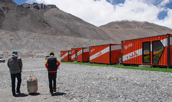 Waste disposal facilities installed at Mount Qomolangma base camp
