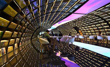 China’s brick-and-mortar bookstores boost profits with diversified products