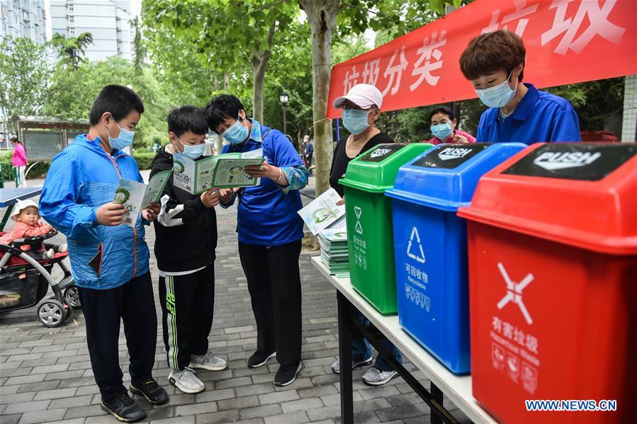 Beijing carries out mandatory garbage sorting to protect environment