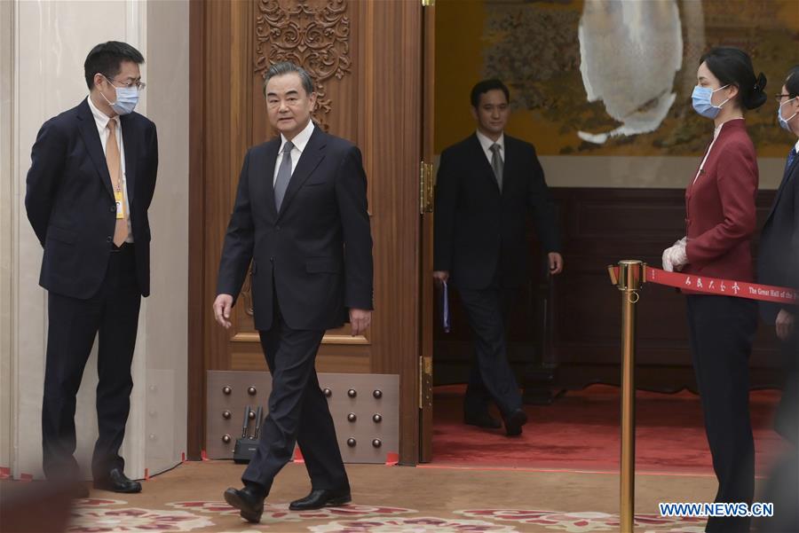 In pics: Chinese FM meets press on foreign policy, relations
