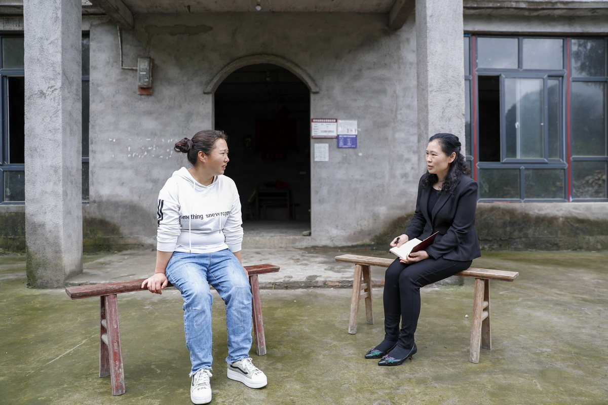 Migrant worker-turned-NPC deputy helps poor people find work near homes