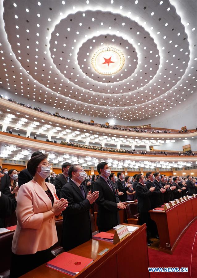 China's top legislature holds closing meeting of annual session