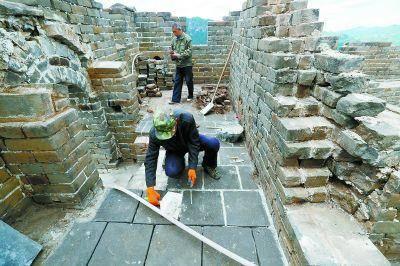 Renovating Jiankou Great Wall with traditional bricks