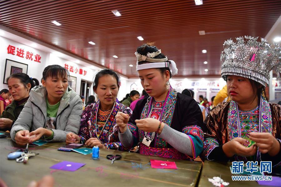 Lianjiang in Guangdong, Rongshui in Guangxi work together to alleviate poverty