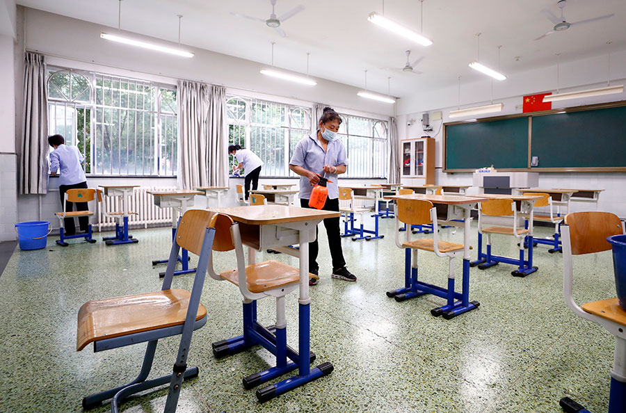 Gaokao test site in Beijing gets ready for students