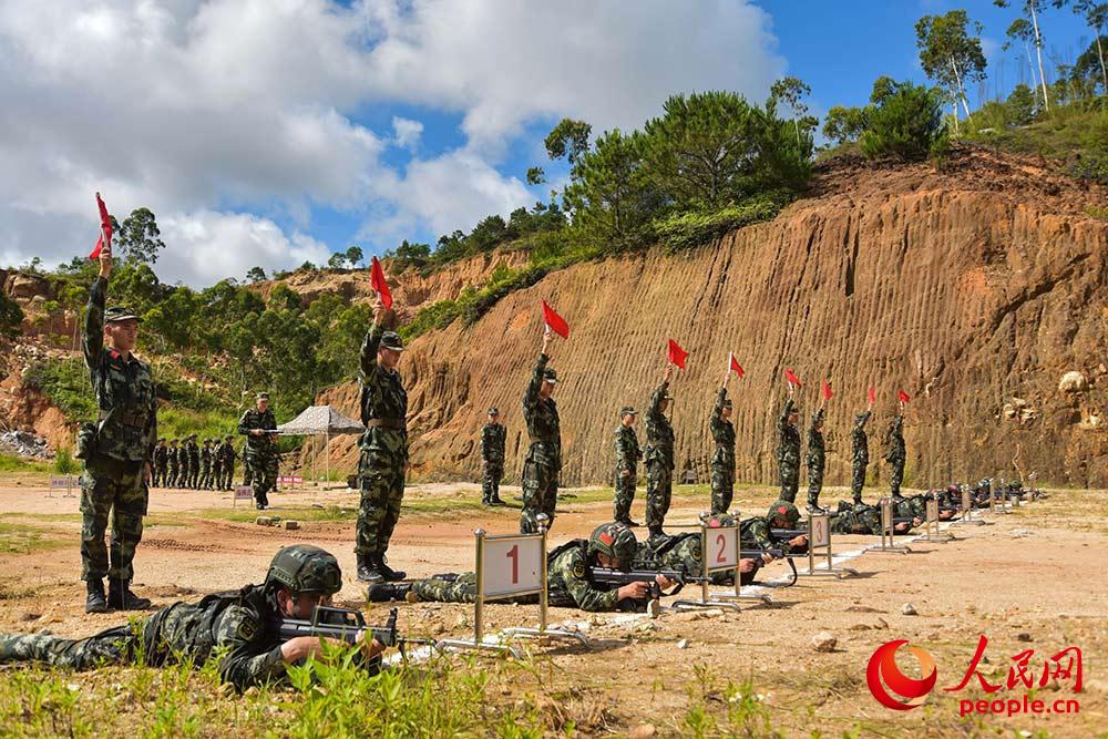 Special operations soldiers conduct limitation training in S China’s Guangdong