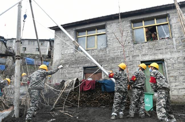 Tibet improves power construction, straightens “last mile” for poverty alleviation