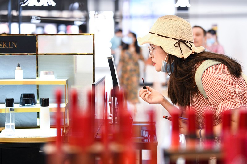 Hainan sees significant rise in offshore duty-free shopping after policy upgrade