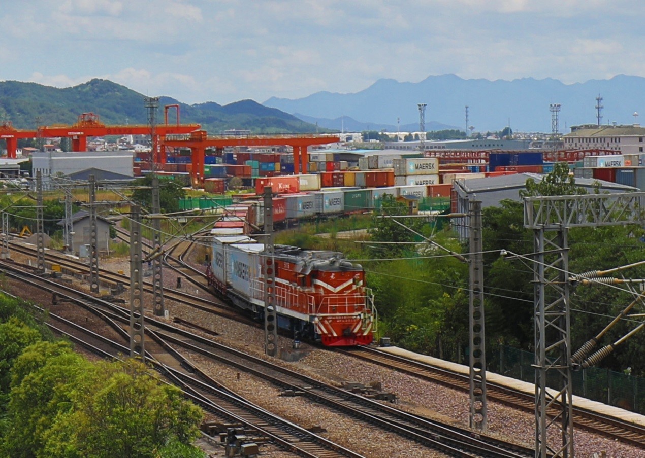China-Europe freight services contribute to global intermodal transport