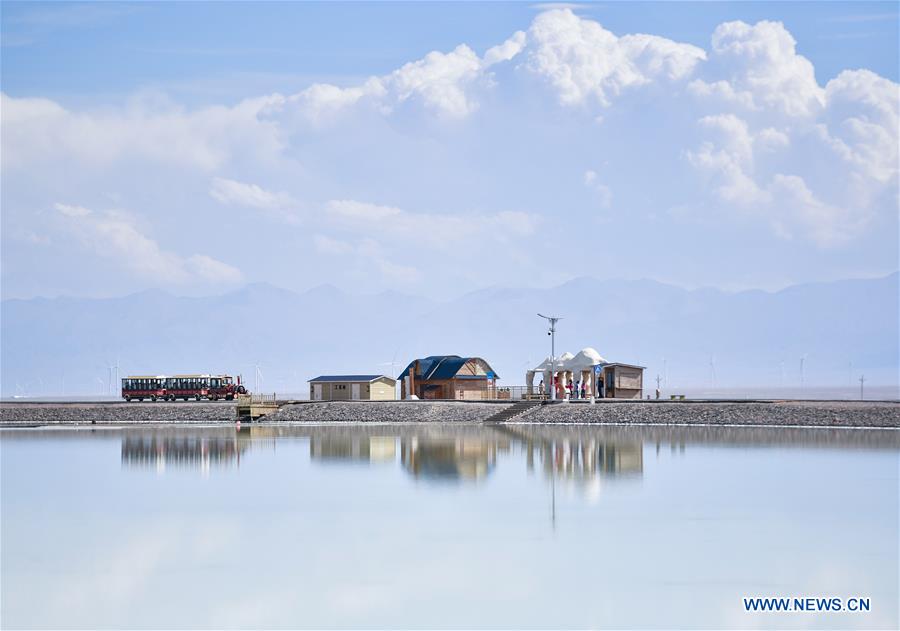 View of Caka Salt Lake in Qinghai, NW China