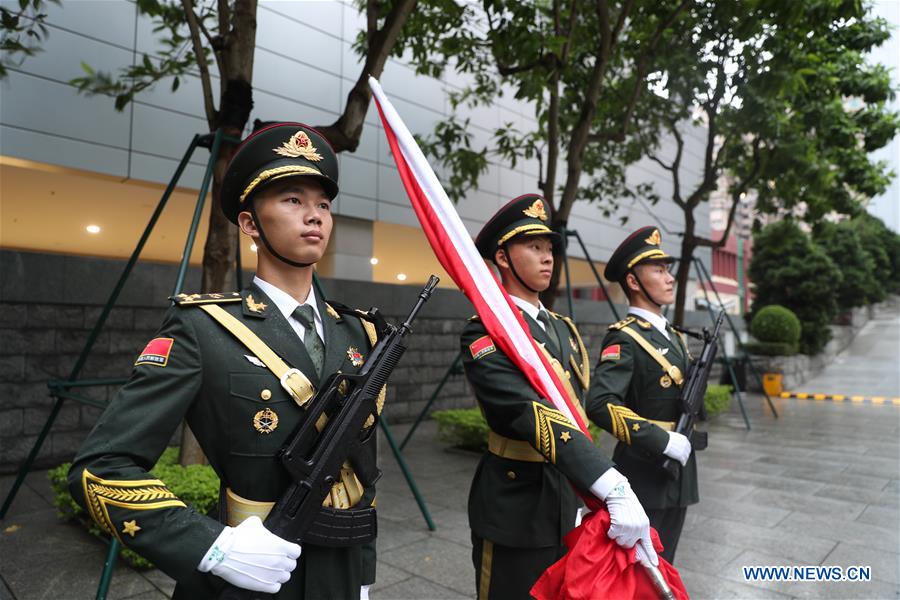 PLA garrison in Macao holds flag-raising ceremony to celebrate 71st anniv. of founding of PRC