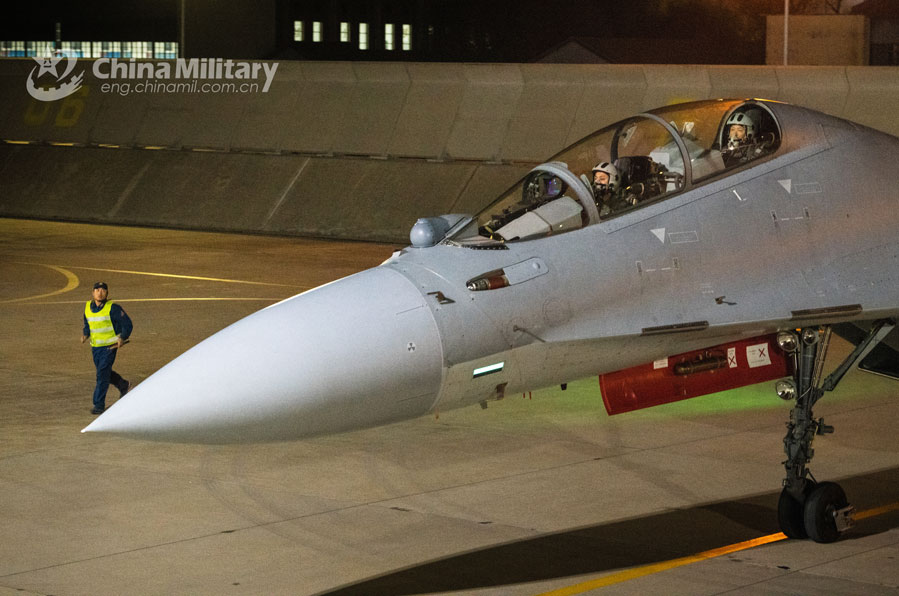 Air Force regiment conduct round-the-clock flight training