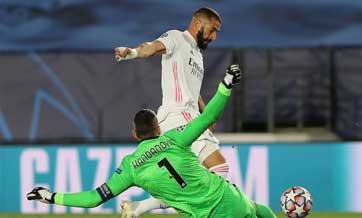 Late Rodrygo goal keeps Real Madrid alive in Champions League 