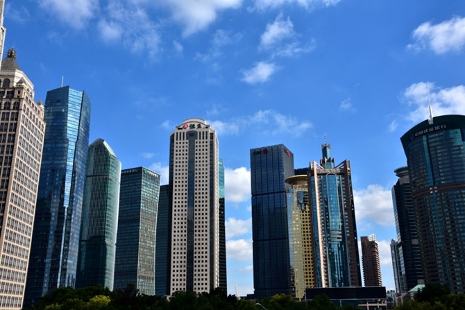 Pudong builds itself into core bearer of Shanghai international financial center
