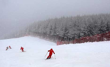 Snowfall hits Chongli in China's Hebei