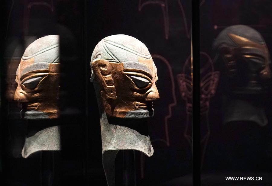 Special exhibition on prehistoric Sanxingdui Ruins held in Shanghai