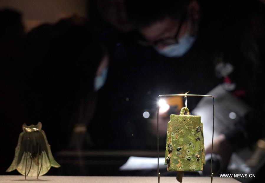 Special exhibition on prehistoric Sanxingdui Ruins held in Shanghai