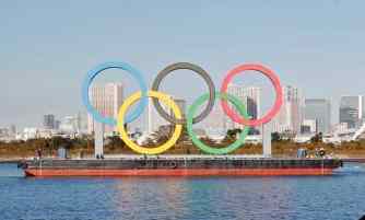 Giant Olympic rings returns to Tokyo Bay