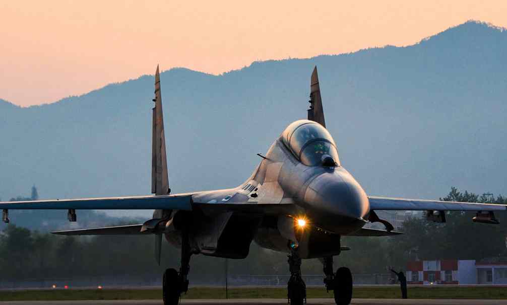 PLA holds intensive fighter jet exercises at strategic military location in NW China