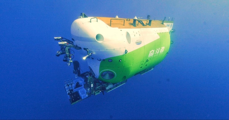 China’s deep-sea manned submersible Fendouzhe completes 10,000-meter sea trials