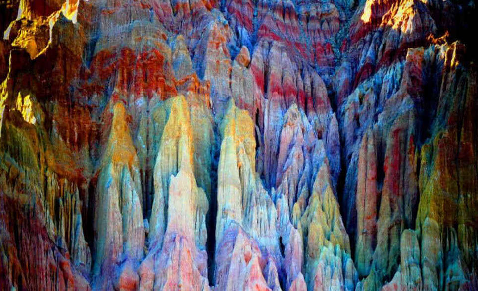 Silk scarf photo exhibition showcased at Photo Beijing 2020