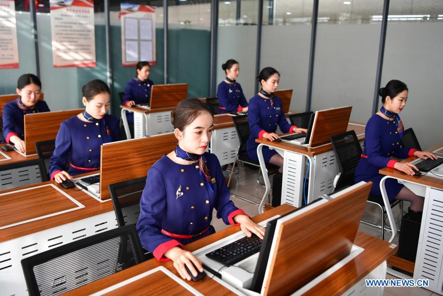 Train crew members attend etiquette training in Ningxia