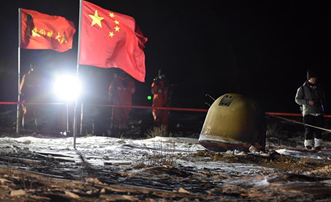 China's spacecraft brings home moon samples