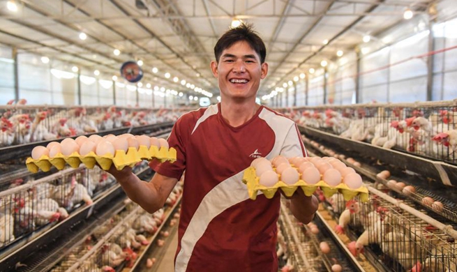 Pic story: China makes great achievements in poverty relief