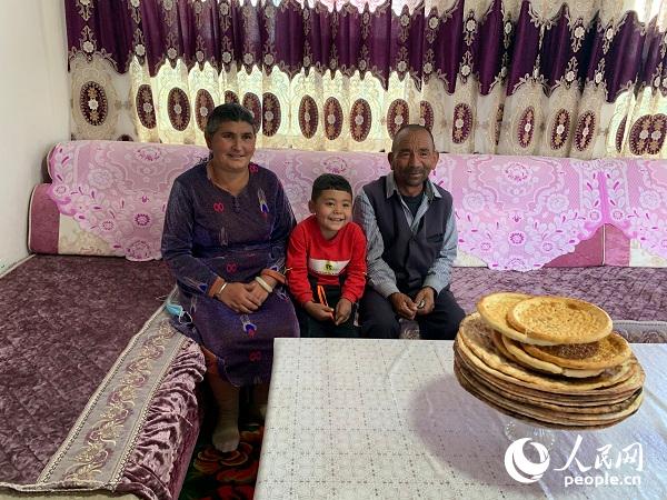 Winter fishing in Xinjiang