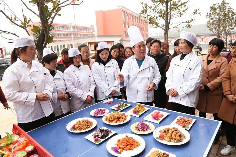 Vocational education gives a leg up to China's poverty alleviation efforts
