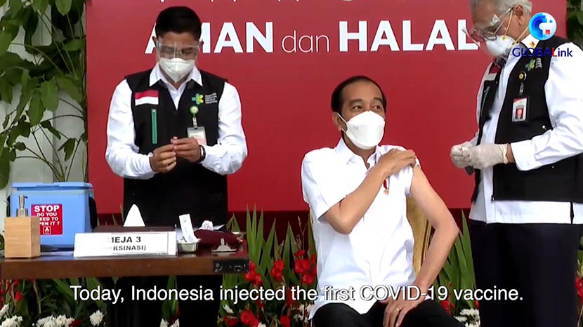 Indonesian President Widodo receives Chinese COVID-19 vaccine