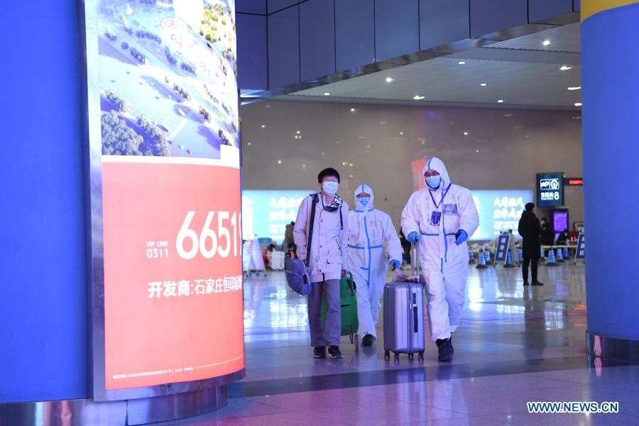 Volunteer drivers provide free rides to travellers amid COVID-19 pandemic in Shijiazhuang