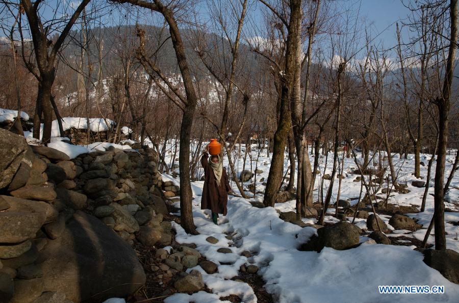 People's daily life in summer capital of Indian-controlled Kashmir