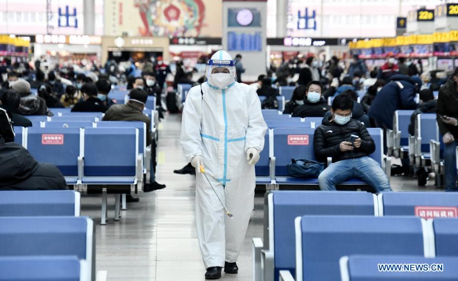 Beijing carries out COVID-19 prevention measures at railway station